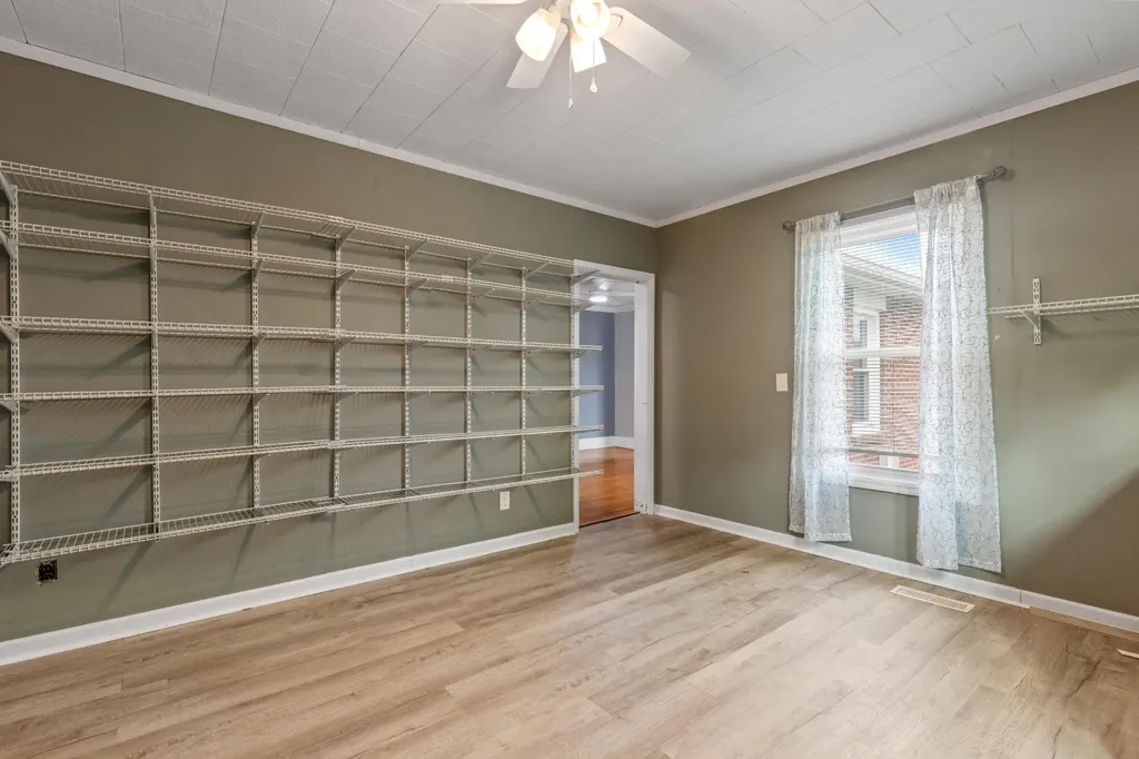110 Wheeler Avenue Pikeville TN 37367