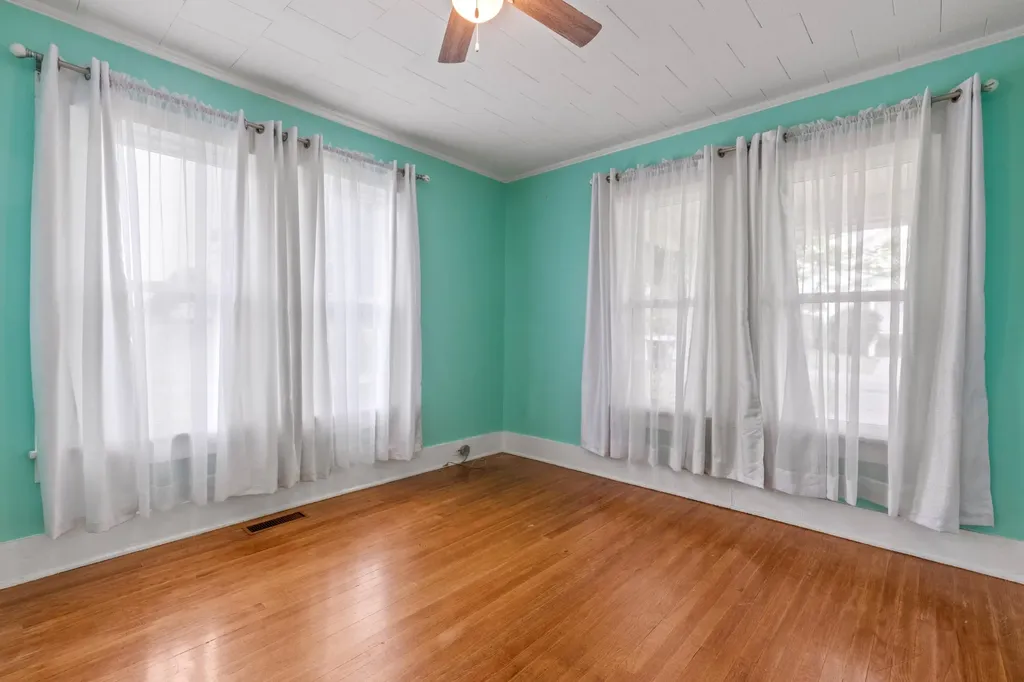 110 Wheeler Avenue Pikeville TN 37367