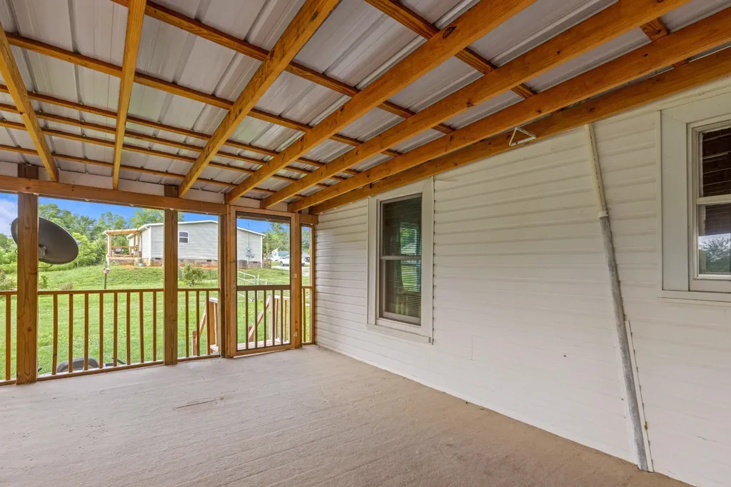 110 Wheeler Avenue Pikeville TN 37367