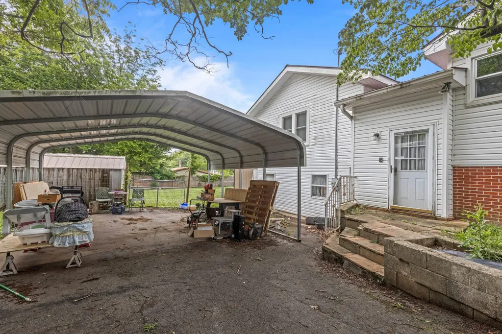 110 Wheeler Avenue Pikeville TN 37367