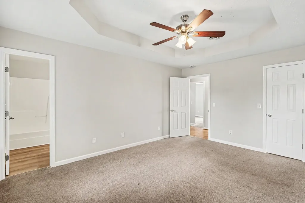 1608 Lillian Circle Columbia TN 38401