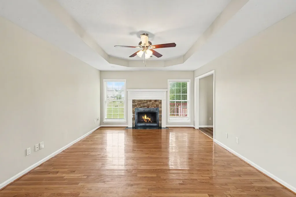 1608 Lillian Circle Columbia TN 38401
