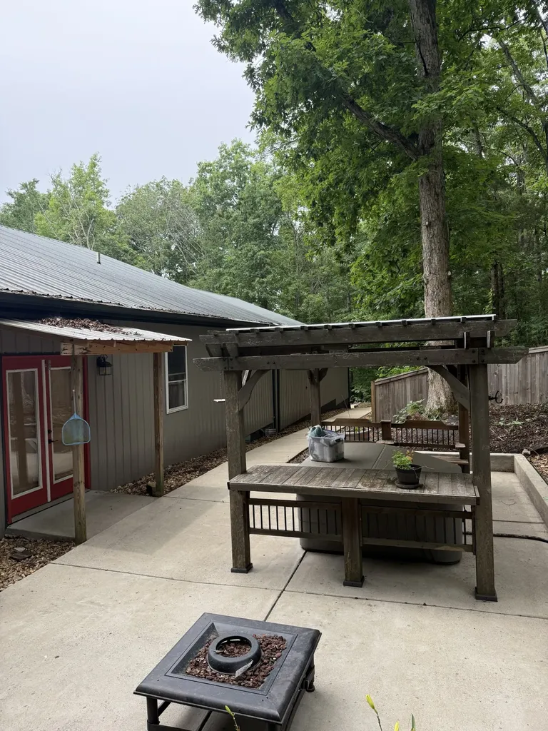 527 Hickory Ridge Road Gallatin TN 37066