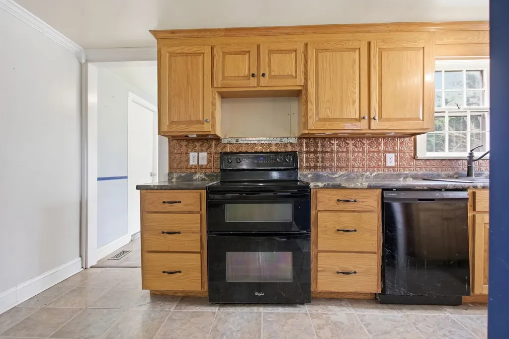 306 N Main Street Cornersville TN 37047