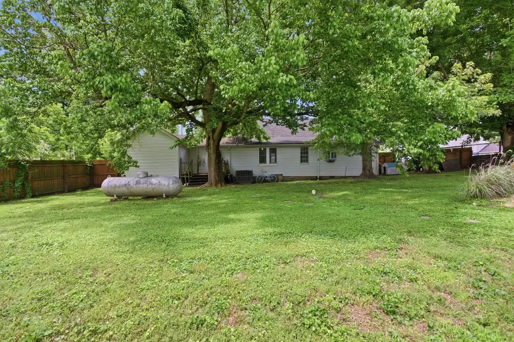 306 N Main Street Cornersville TN 37047