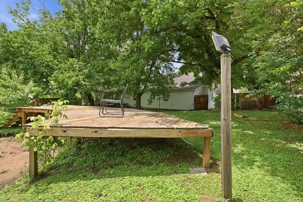 306 N Main Street Cornersville TN 37047
