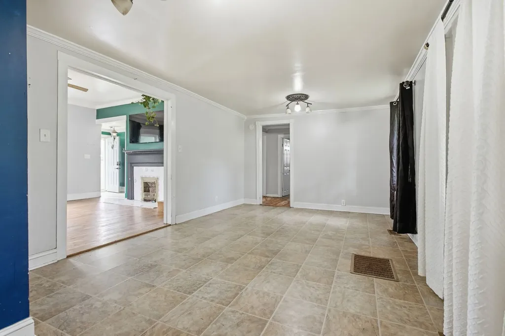 306 N Main Street Cornersville TN 37047