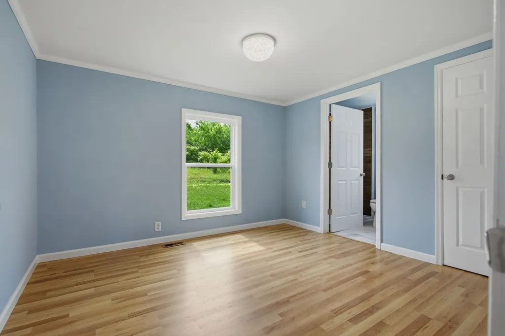 8498 Crawley Hill Road Mount Pleasant TN 38474