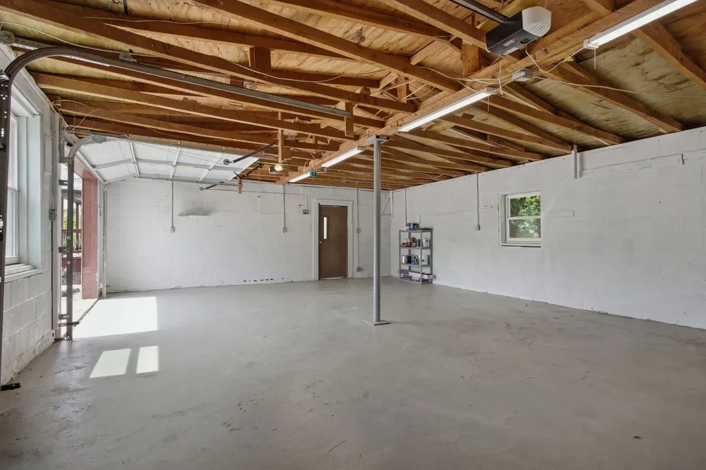 8498 Crawley Hill Road Mount Pleasant TN 38474