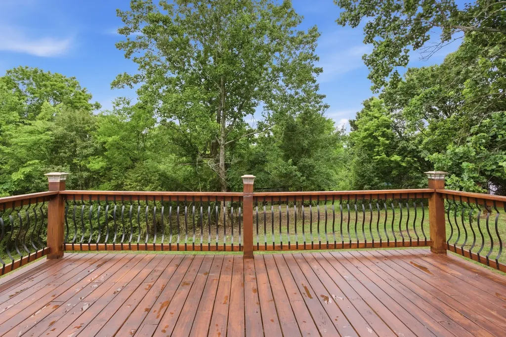 8498 Crawley Hill Road Mount Pleasant TN 38474