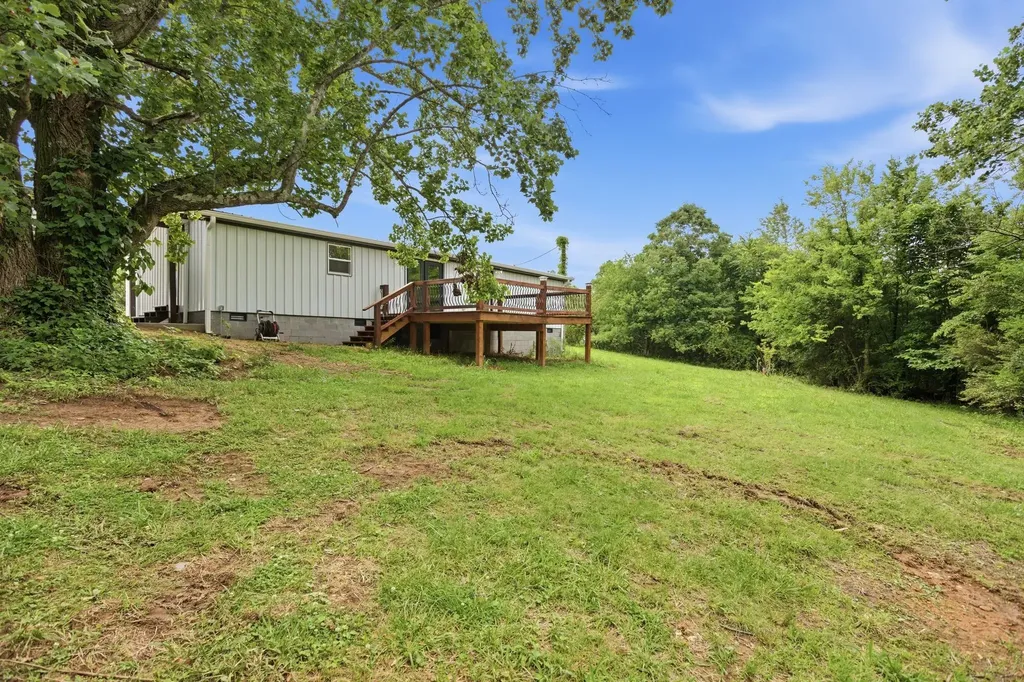 8498 Crawley Hill Road Mount Pleasant TN 38474