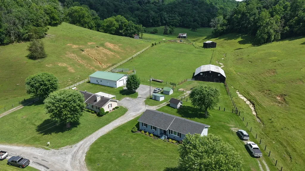1358 Dry Branch Road Dixon Springs TN 37057
