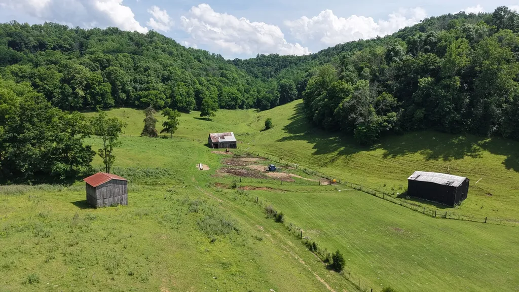 1358 Dry Branch Road Dixon Springs TN 37057