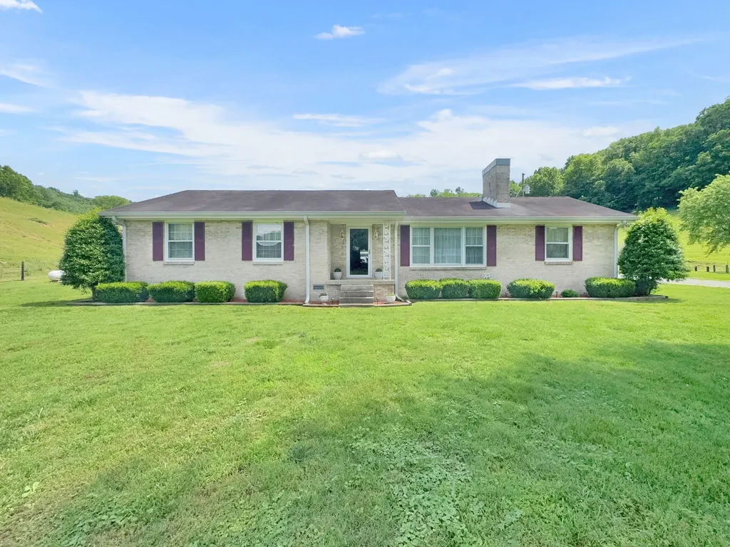 1358 Dry Branch Road Dixon Springs TN 37057