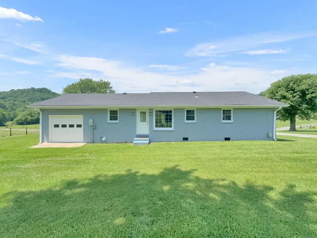 1358 Dry Branch Road Dixon Springs TN 37057