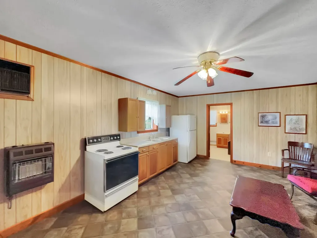 1358 Dry Branch Road Dixon Springs TN 37057