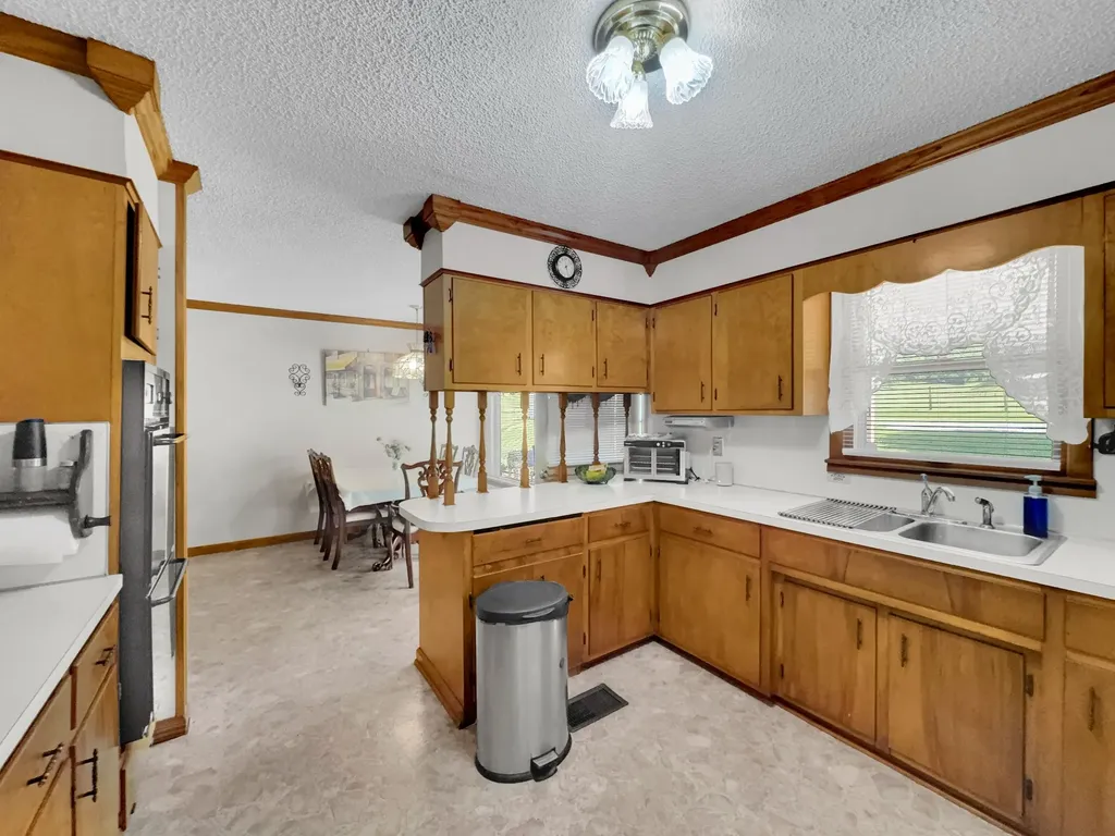 1358 Dry Branch Road Dixon Springs TN 37057