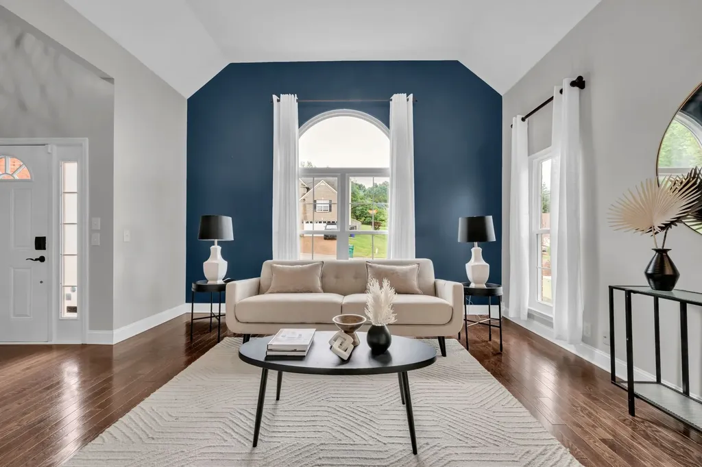 7824 Farmington Place Nashville TN 37221