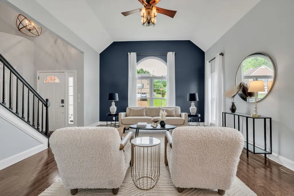 7824 Farmington Place Nashville TN 37221