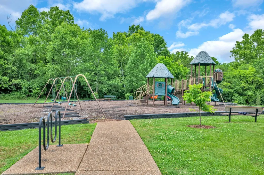 7824 Farmington Place Nashville TN 37221