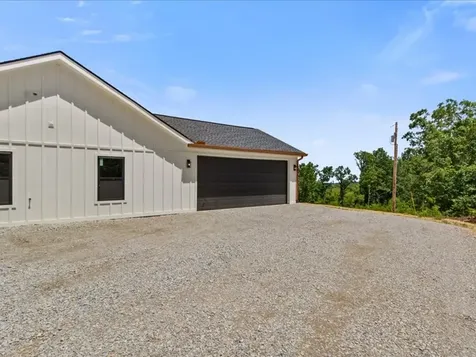 1461 Little Swan Creek Hohenwald TN 38462