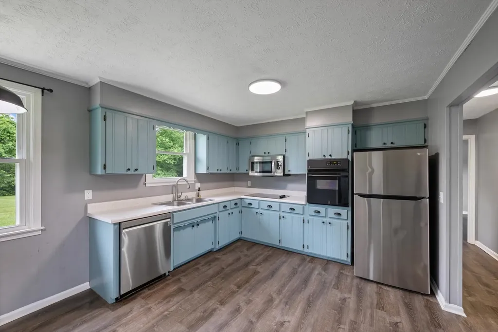 133 Lynn Lane Charlotte TN 37036