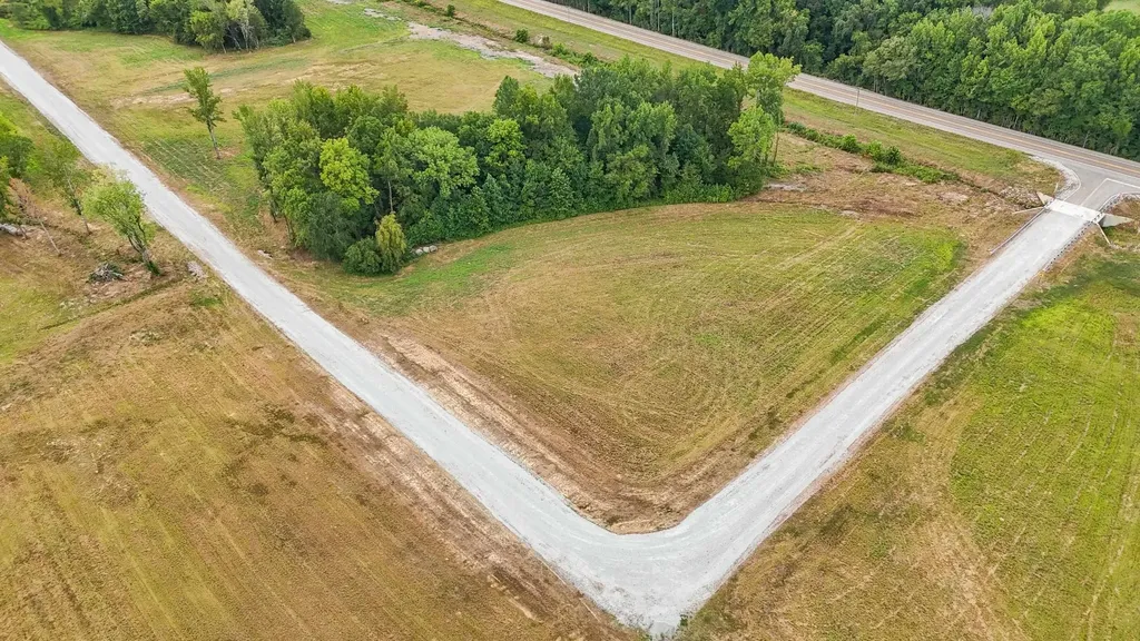 0 Highway 641 Holladay TN 38341