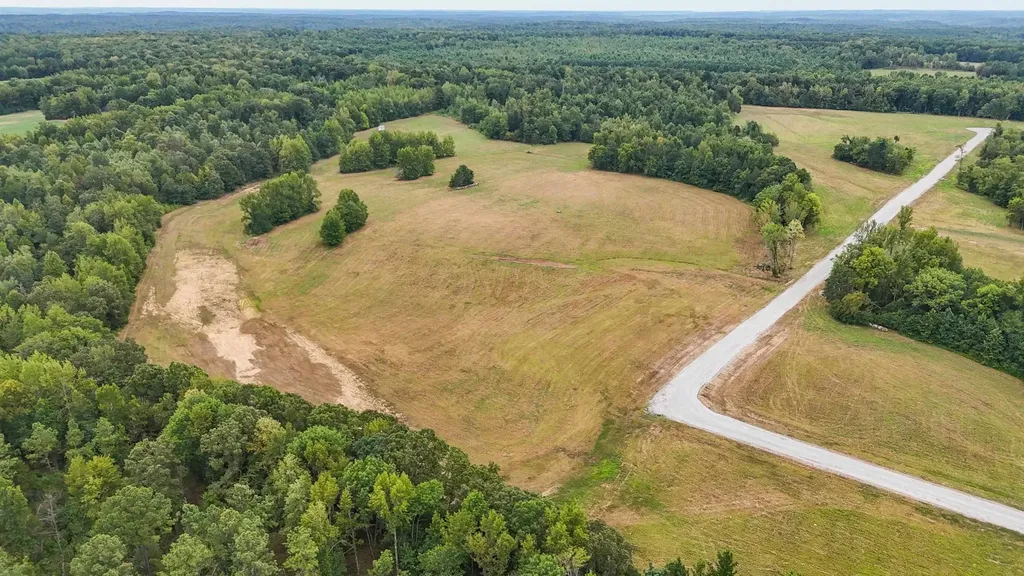 0 Highway 641 Holladay TN 38341