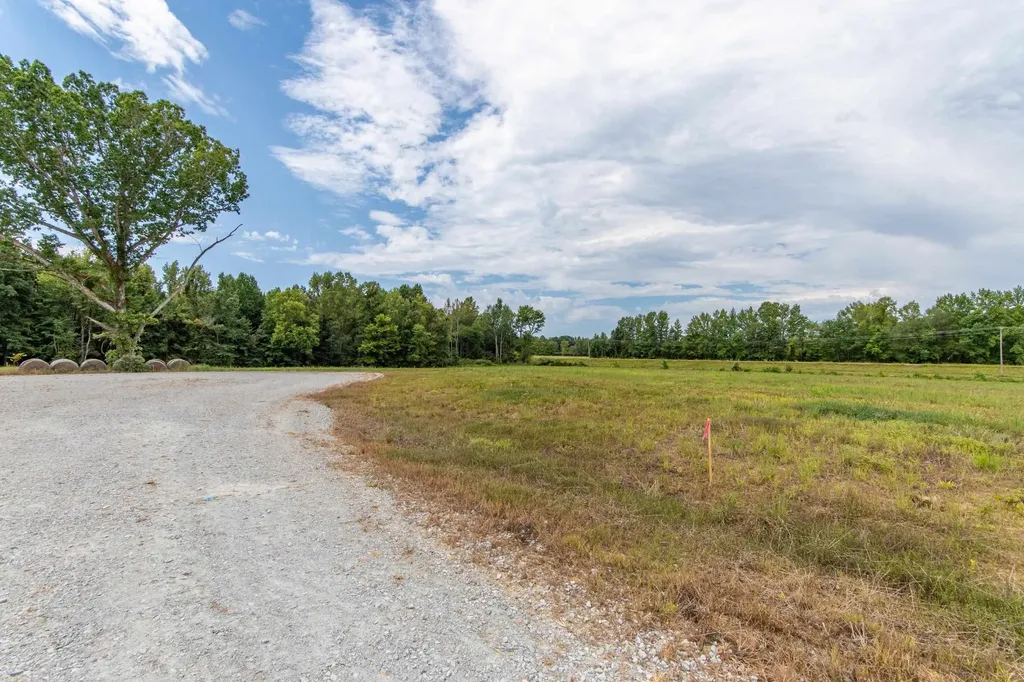 0 Highway 641 Holladay TN 38341