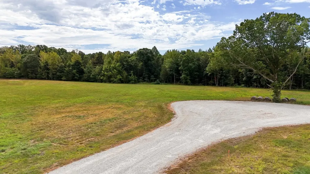 0 Highway 641 Holladay TN 38341