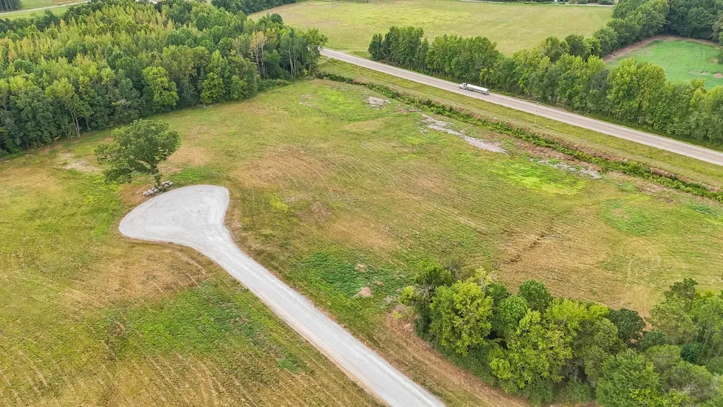 0 Highway 641 Holladay TN 38341