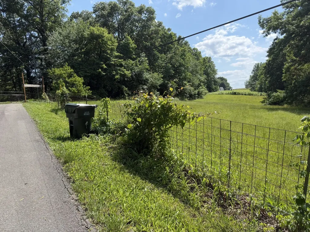 1045 Highland Drive Dickson TN 37055