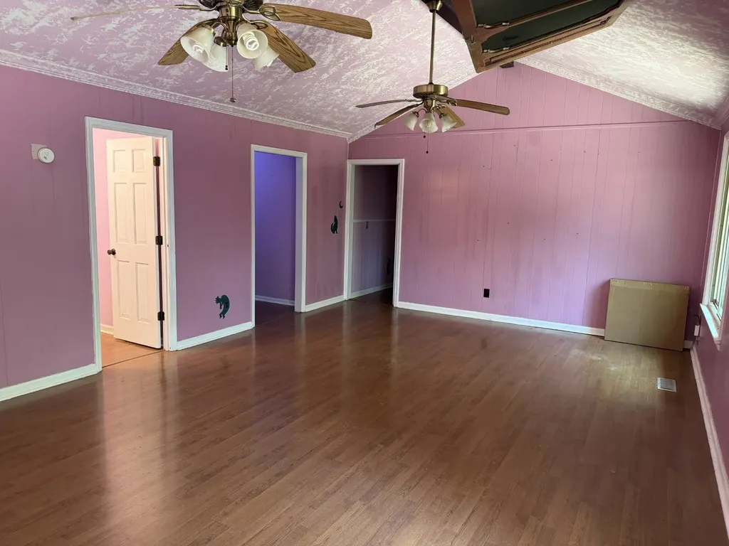 1045 Highland Drive Dickson TN 37055