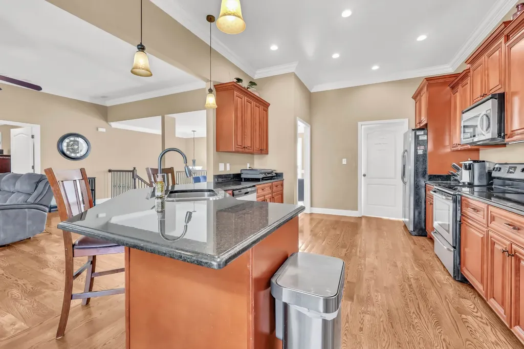 598 Press Grove Drive Clarksville TN 37043