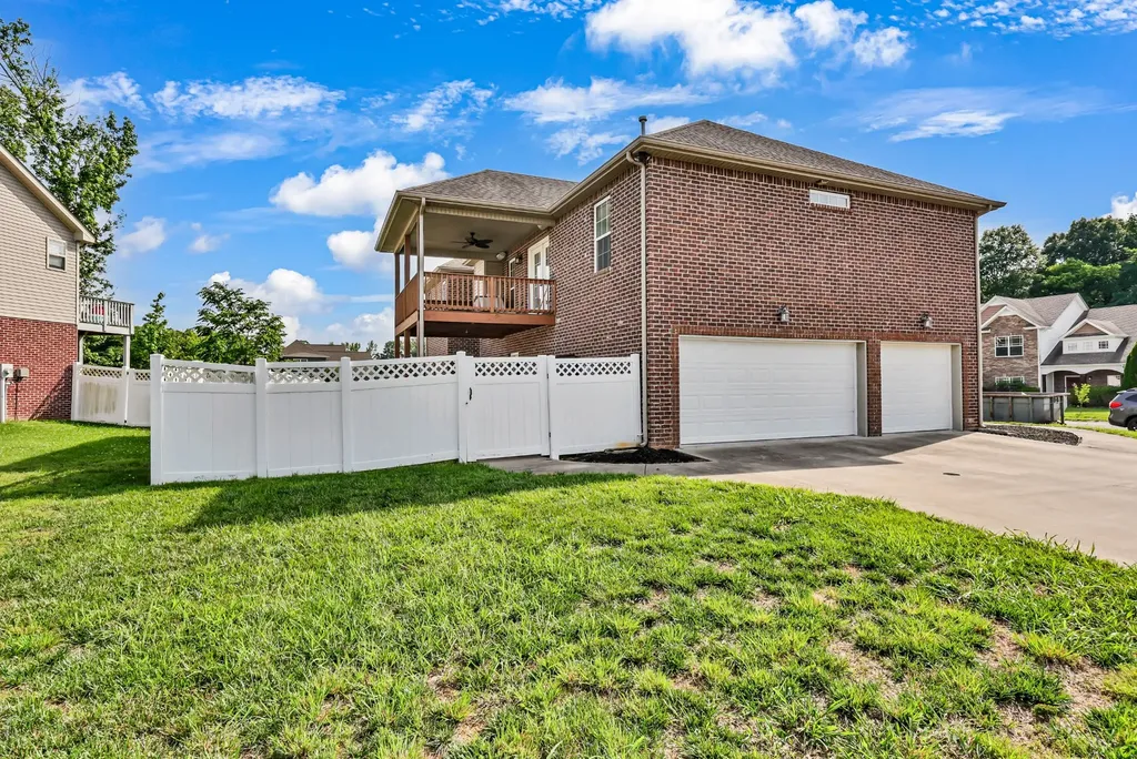 598 Press Grove Drive Clarksville TN 37043