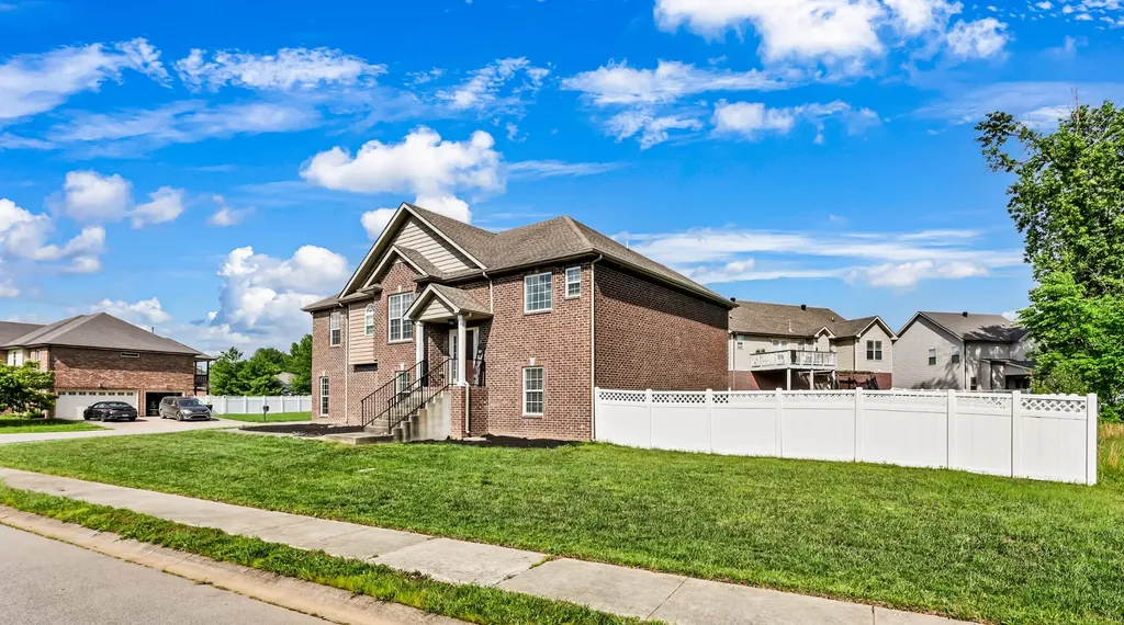 598 Press Grove Drive Clarksville TN 37043
