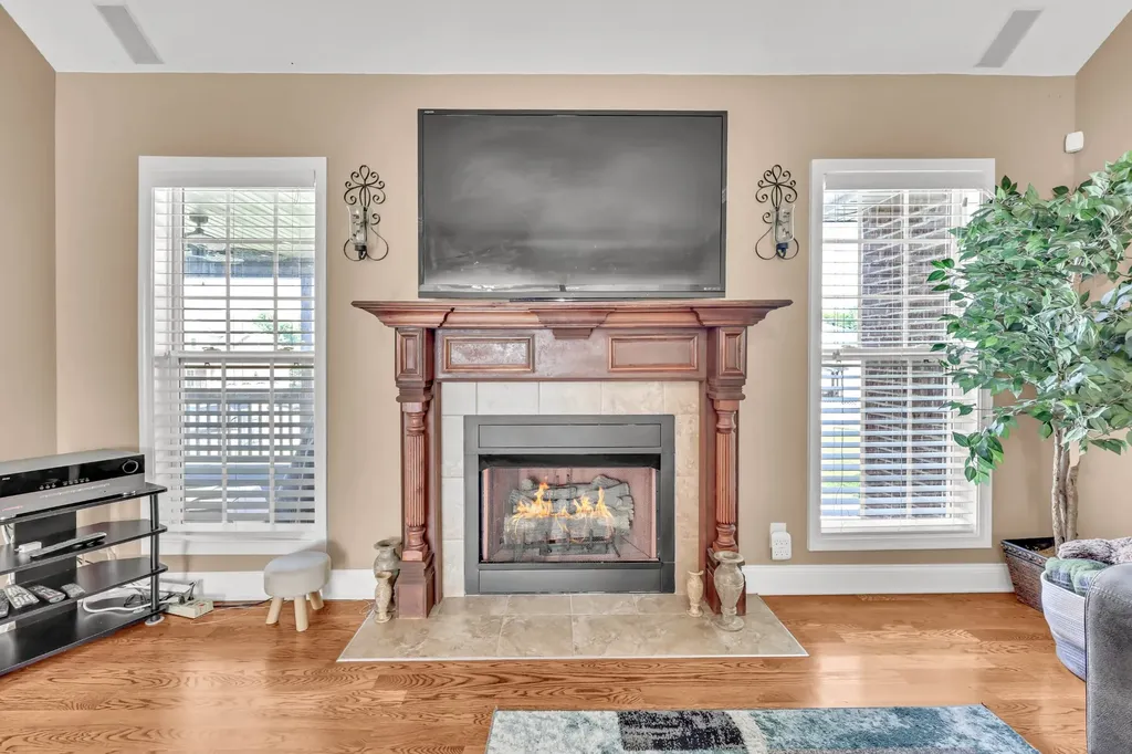 598 Press Grove Drive Clarksville TN 37043