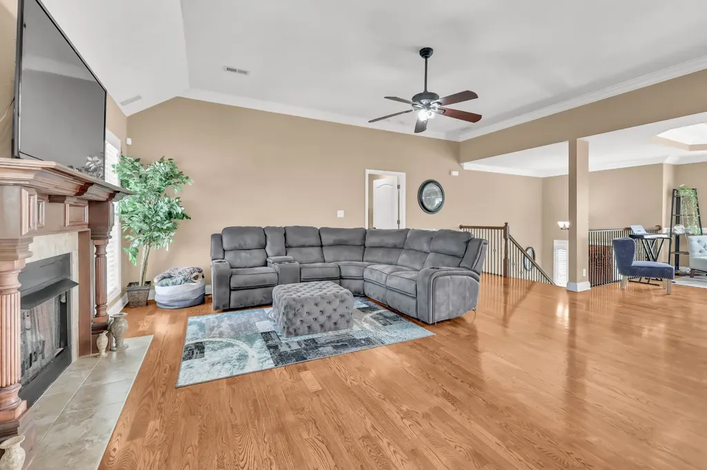 598 Press Grove Drive Clarksville TN 37043