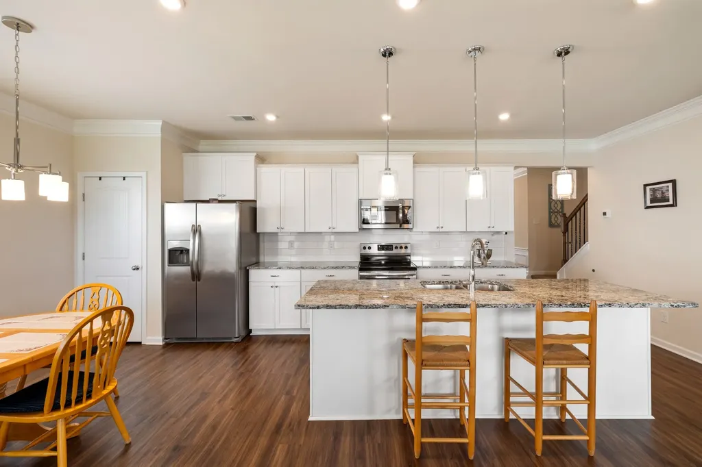 341 Geneva Lane Columbia TN 38401