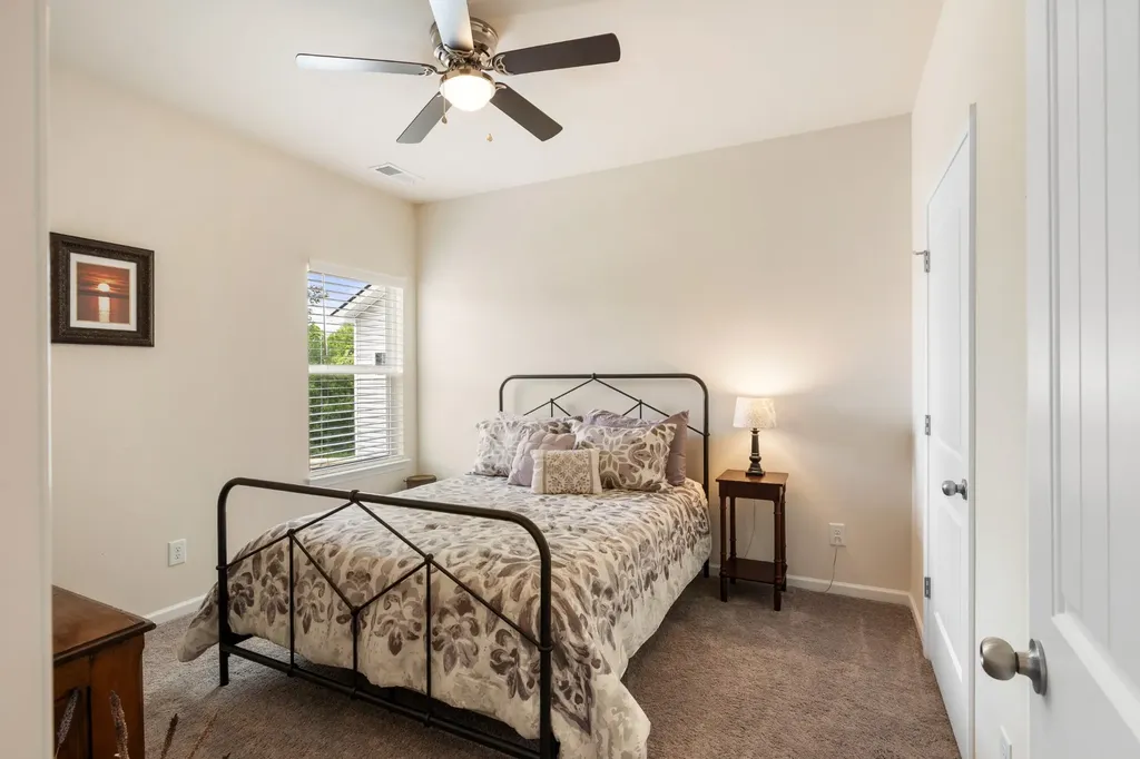341 Geneva Lane Columbia TN 38401