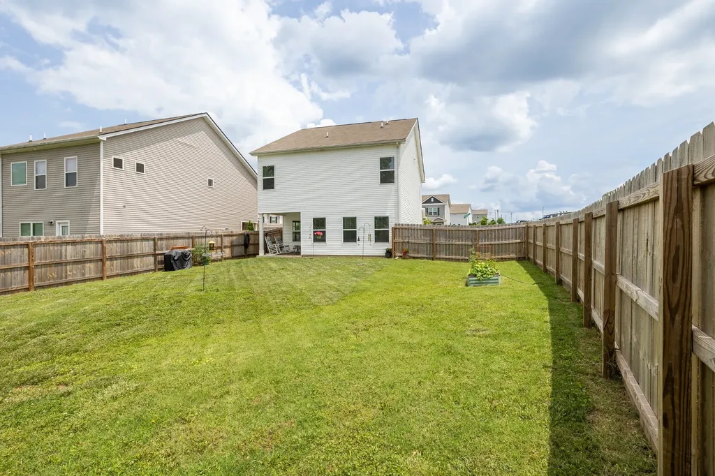 341 Geneva Lane Columbia TN 38401