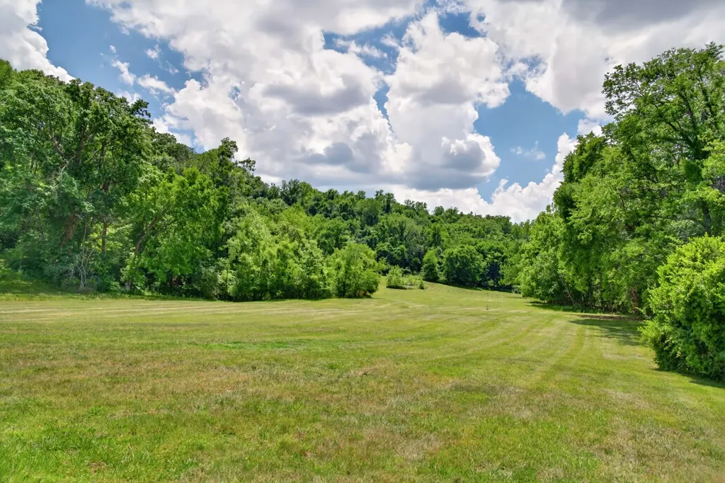 395B Allen Road Goodlettsville TN 37072