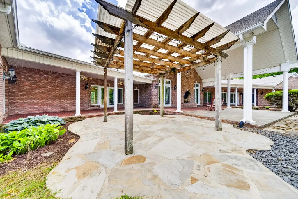 395B Allen Road Goodlettsville TN 37072