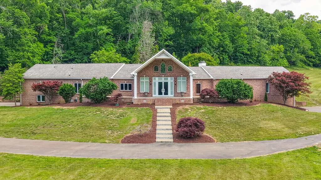 395B Allen Road Goodlettsville TN 37072