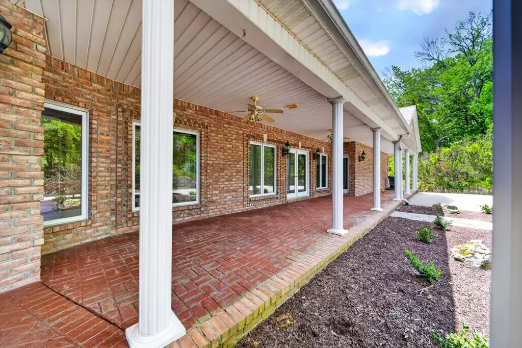 395B Allen Road Goodlettsville TN 37072