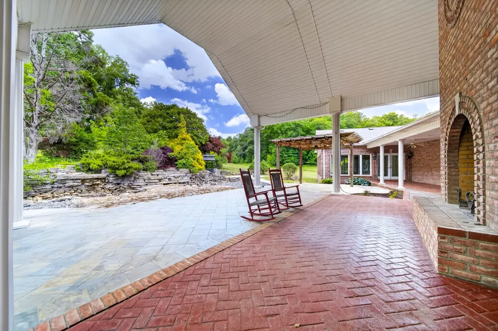 395B Allen Road Goodlettsville TN 37072