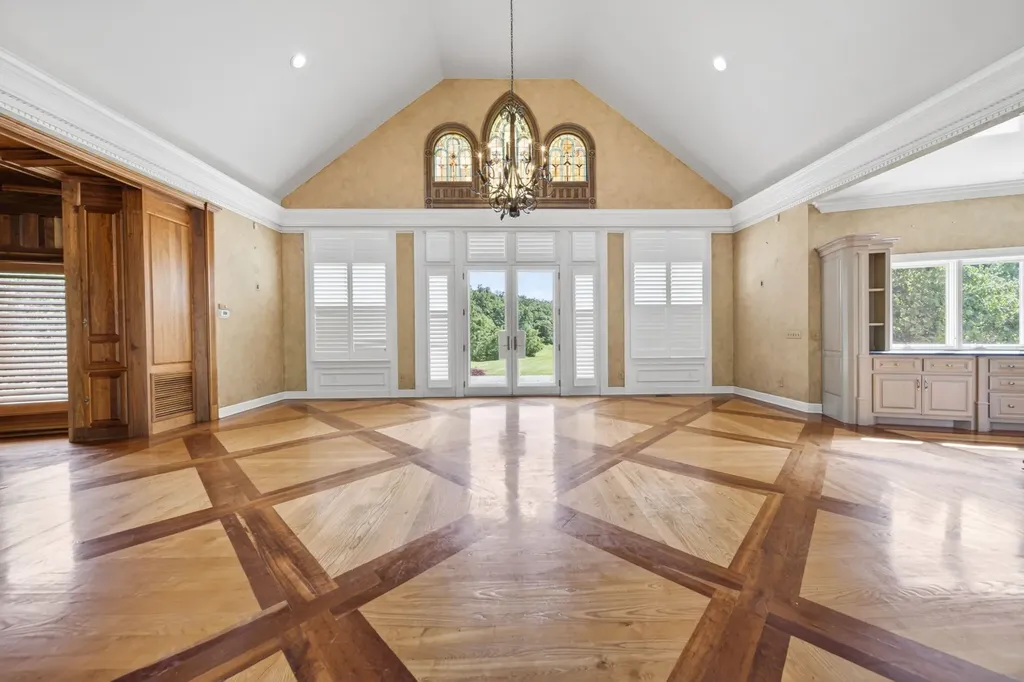 395B Allen Road Goodlettsville TN 37072