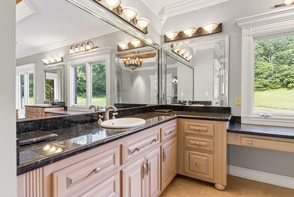 395B Allen Road Goodlettsville TN 37072