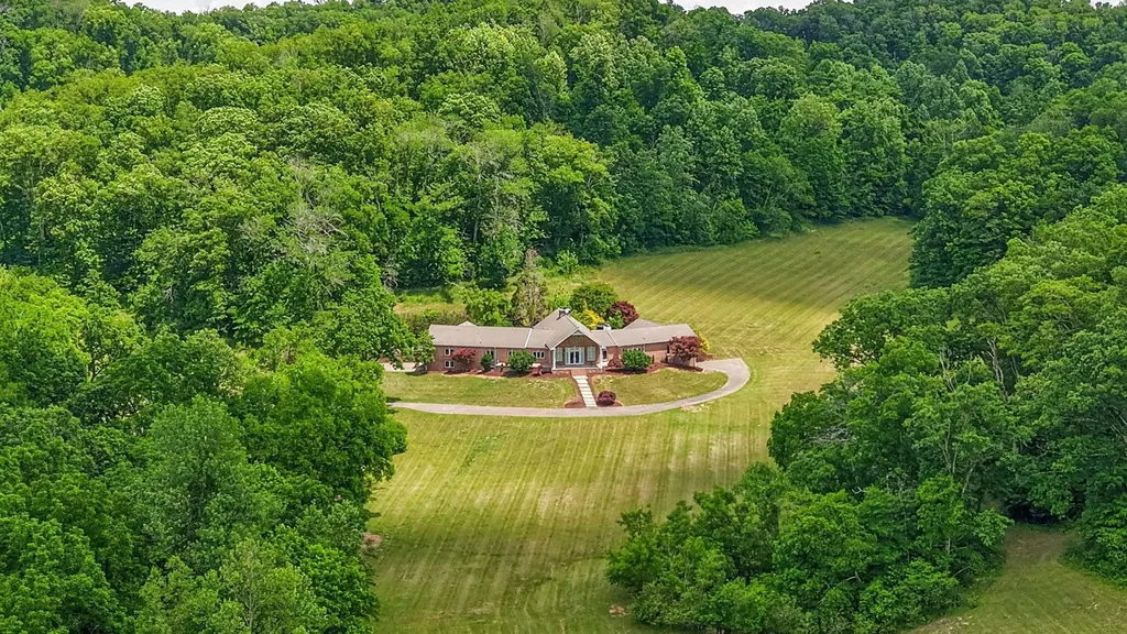 395B Allen Road Goodlettsville TN 37072