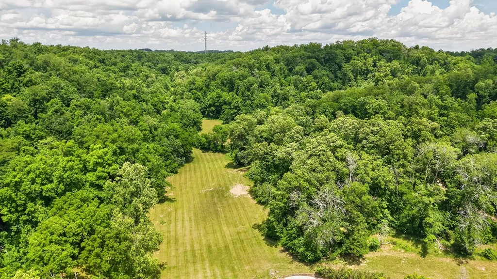 395B Allen Road Goodlettsville TN 37072